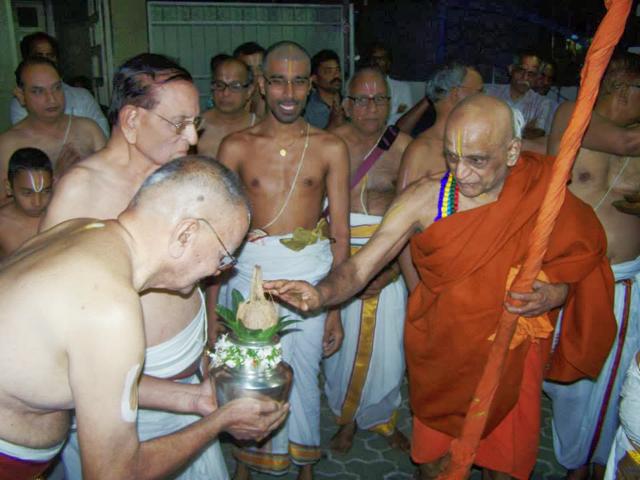 Sri Parakala Jeeyar Mangalaasanam And Dolai At Hyderabad Ahobila Mutt