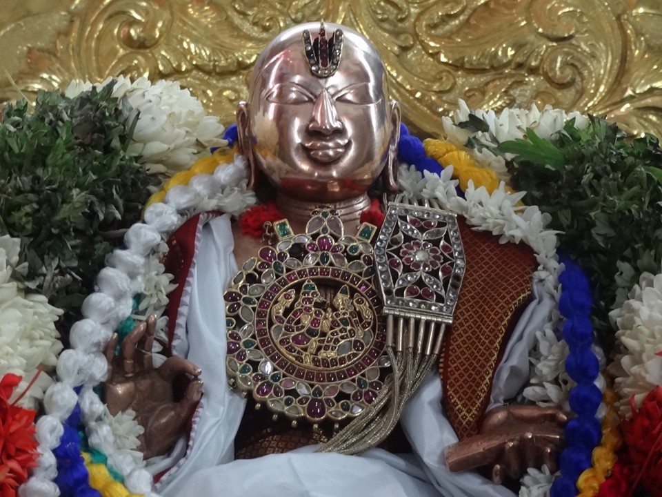 Swami Desikan Vaibhavam By Thiruvahindrapuram U.Ve Sri Eyunni Desikachariar