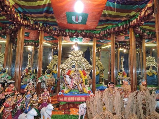 Srirangam Kovil Kannadi Arai Sri Andal Sannadhi Margazhi Utsavam : Day 3