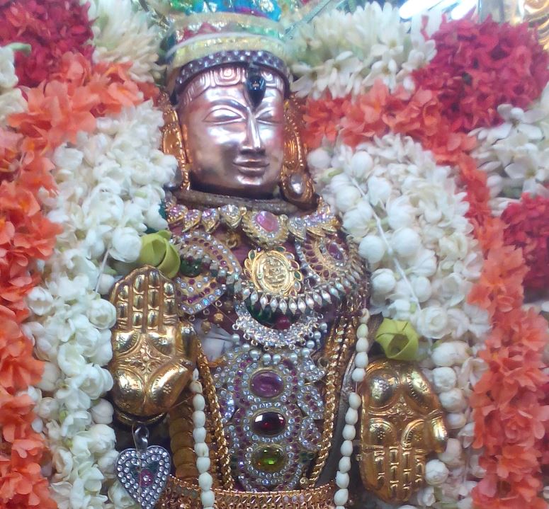Thiruvelukkai Sri Azhagiya Singaperumal Temple Dhurmuki Varusha Aavani Swathi Utsavam