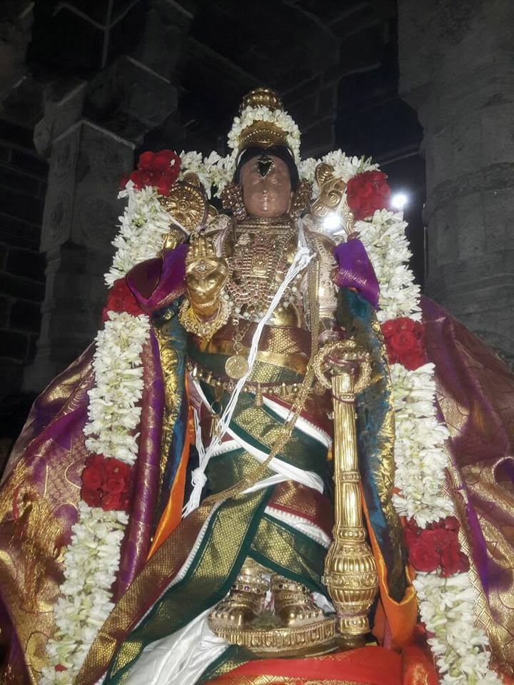 Thirukudandhai Aravamudhan Dhakshinayana Vasal Purappadu