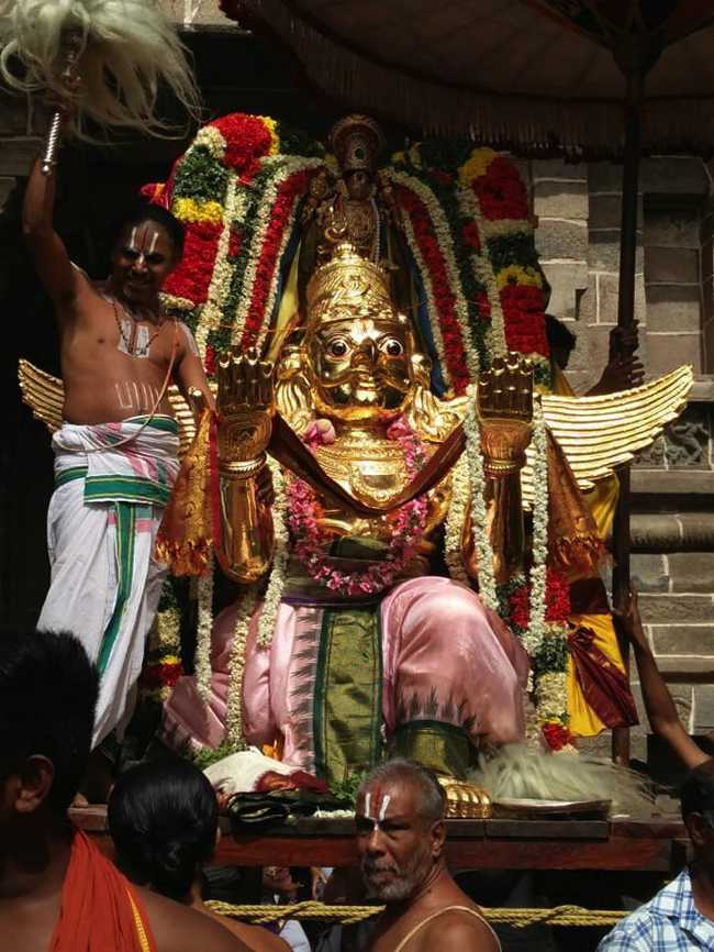 Thirukkudanthai Sri Sarangapani Temple  Srivilambi Pavithrotsava Udaya Garuda Sevai